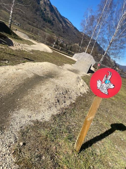 Charmant T4 Duplex Vue Montagne Loudenvielle Eksteriør billede