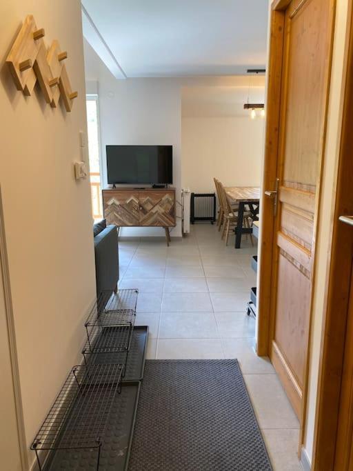 Charmant T4 Duplex Vue Montagne Loudenvielle Eksteriør billede